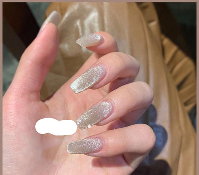 Cat Eye Nail Polish