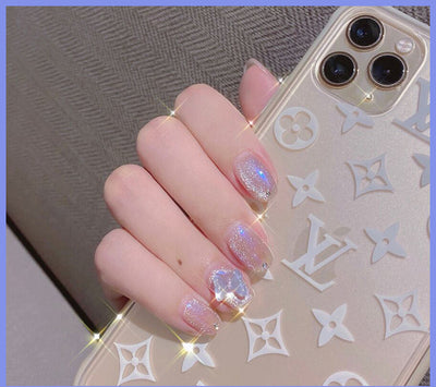 Cat Eye Nail Polish