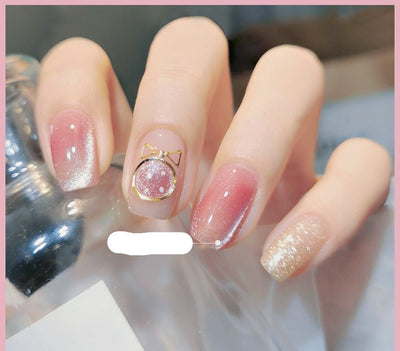 Cat Eye Nail Polish